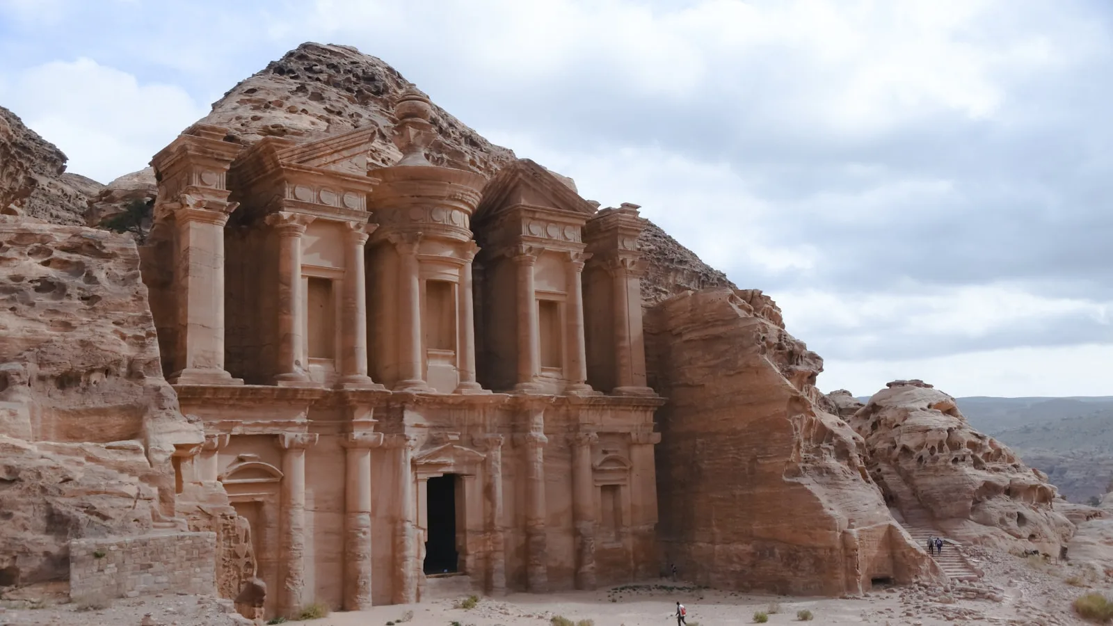 ️ Le Monastère (Ad-Deir) : l'ascension qui vaut tout